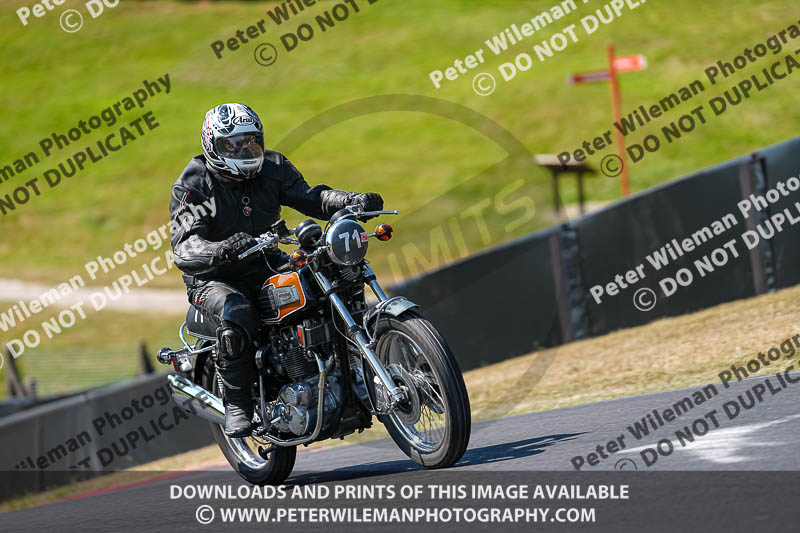 cadwell park;cadwell park photographs;cadwell trackday photographs;enduro digital images;event digital images;eventdigitalimages;peter wileman photography;racing digital images;trackday digital images;trackday photos